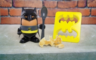 Batman Eierbecher und Toastschneider