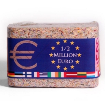 Eine halbe Millionen Euro Schreddergeld verschenken