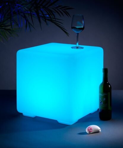 Leuchtender LED Sitzwürfel Hocker